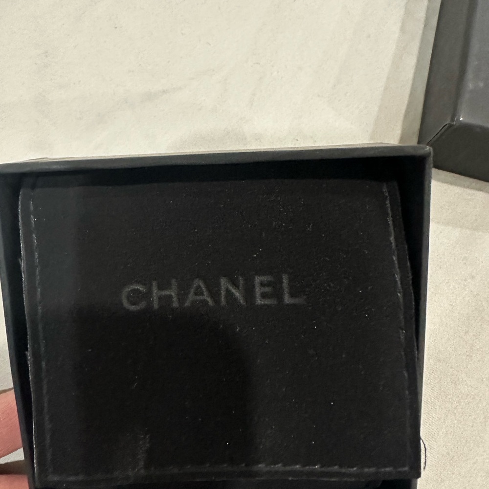 Chanel Brooch - Picture 4 of 5
